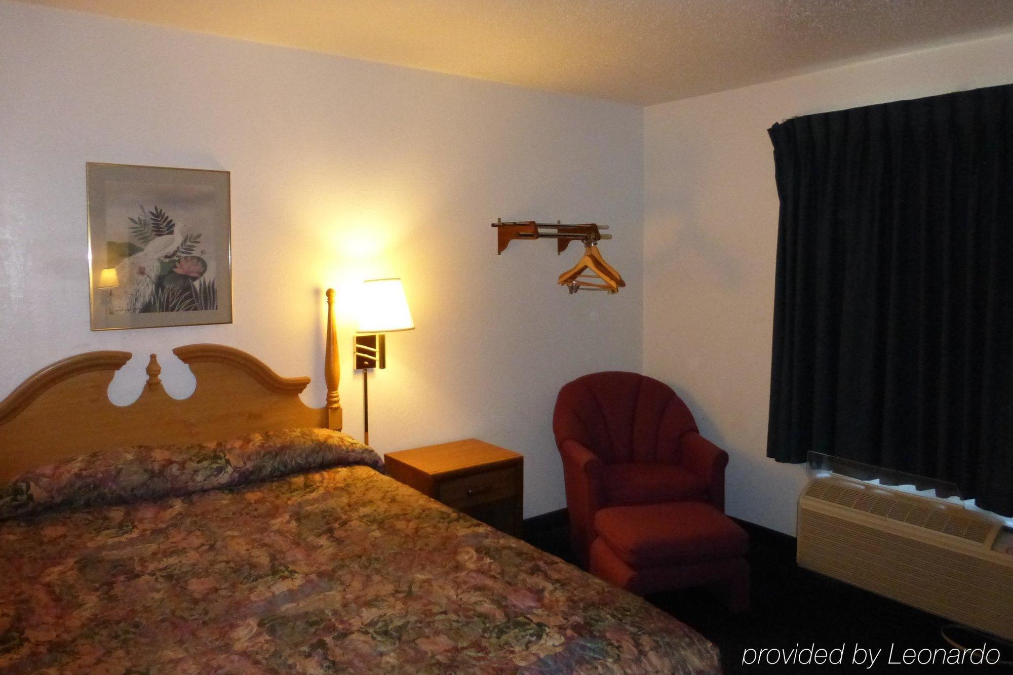 Norwood Inn And Suites - Minneapolis-St Paul Roseville Εξωτερικό φωτογραφία