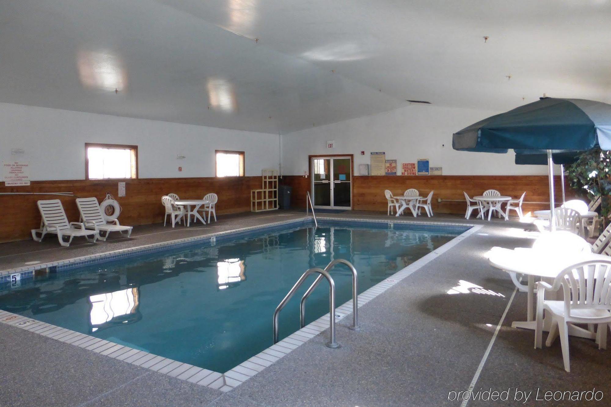 Norwood Inn And Suites - Minneapolis-St Paul Roseville Εξωτερικό φωτογραφία