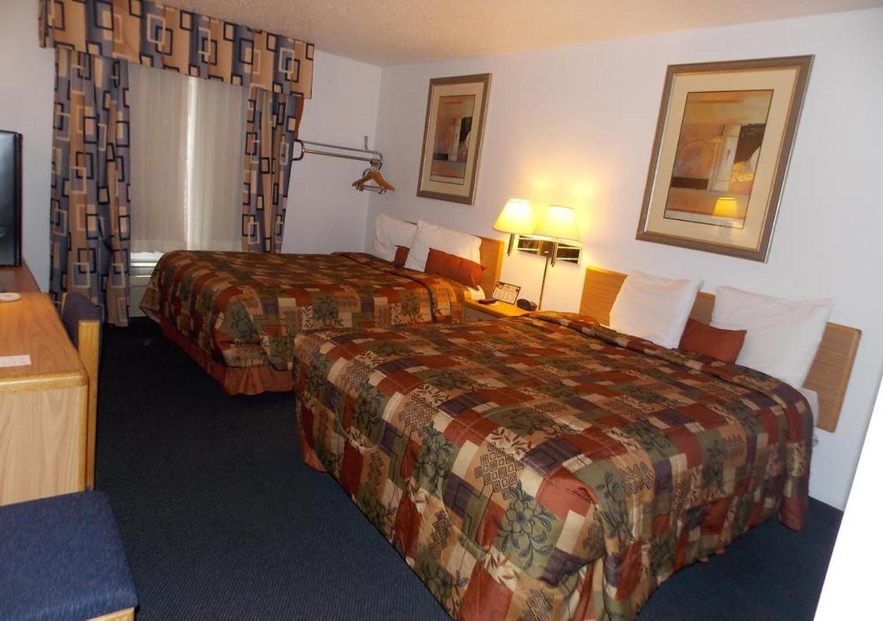 Norwood Inn And Suites - Minneapolis-St Paul Roseville Εξωτερικό φωτογραφία