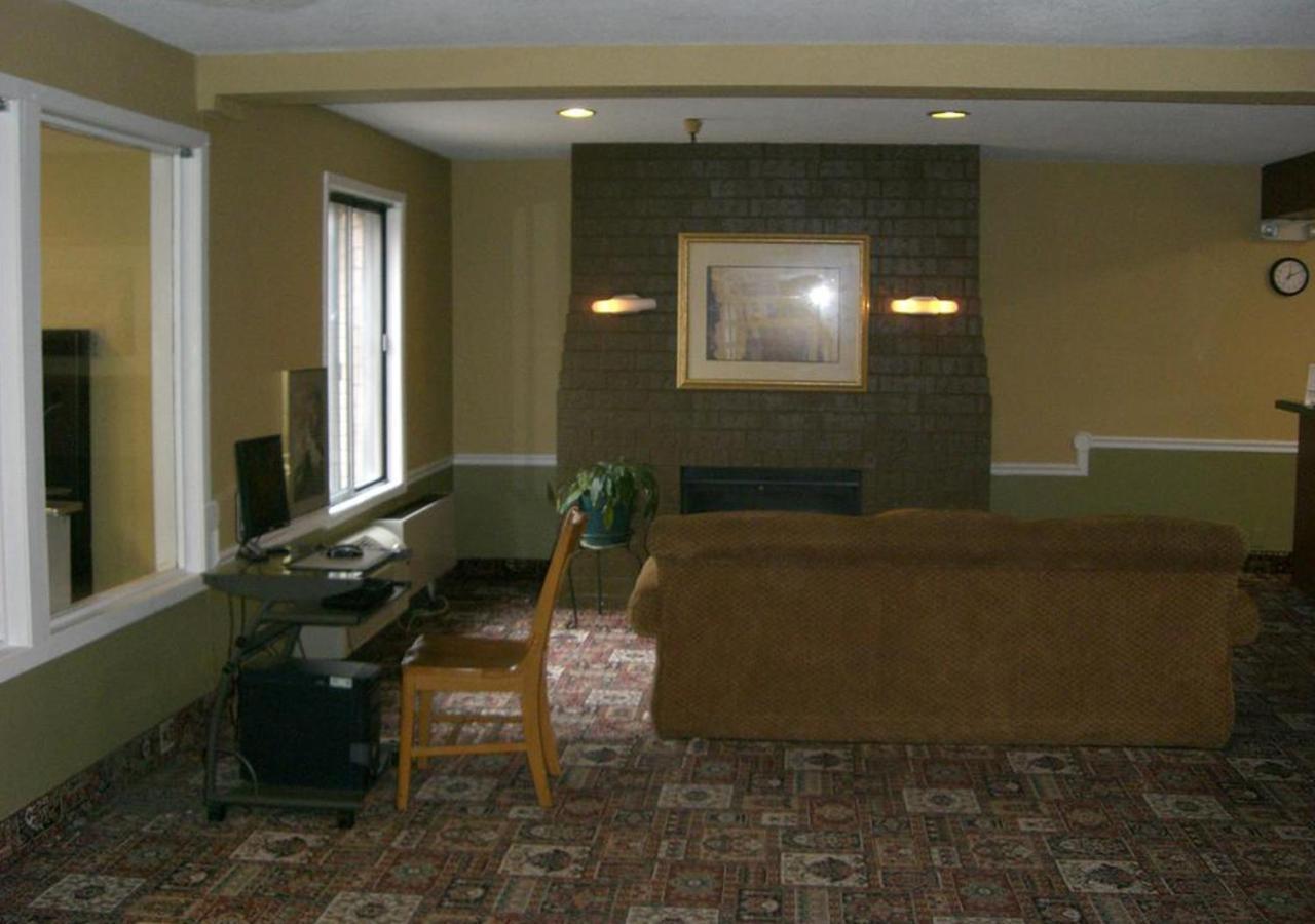 Norwood Inn And Suites - Minneapolis-St Paul Roseville Εξωτερικό φωτογραφία