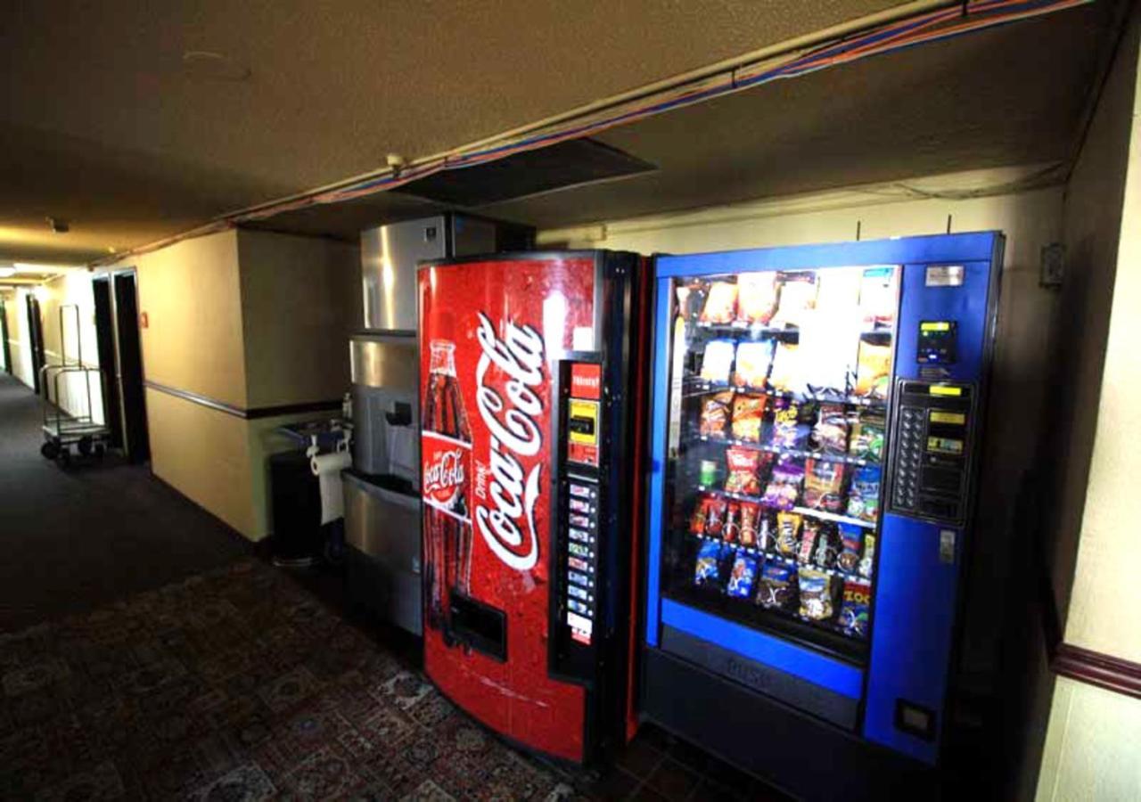 Norwood Inn And Suites - Minneapolis-St Paul Roseville Εξωτερικό φωτογραφία